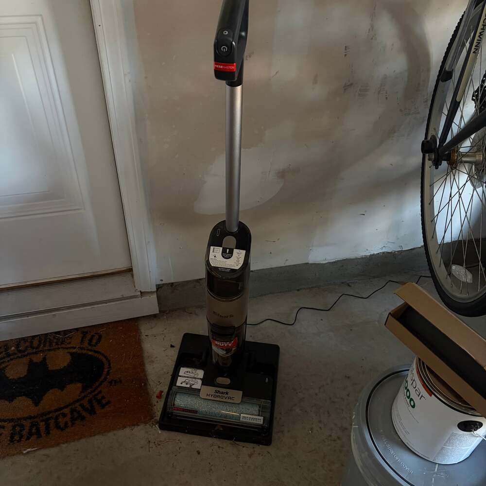 Shark HydroVac MessMaster Cordless 3-in-1 Wet/Dry Vacuum Mop